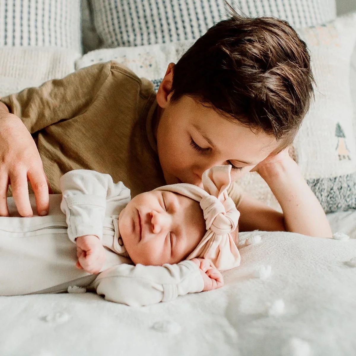 Sibling doula support